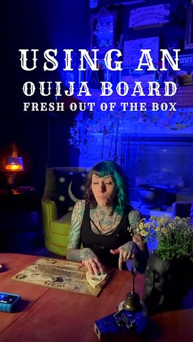 Contact with Witches through the Salem Ouija board #ghosthunting #ouija #witch