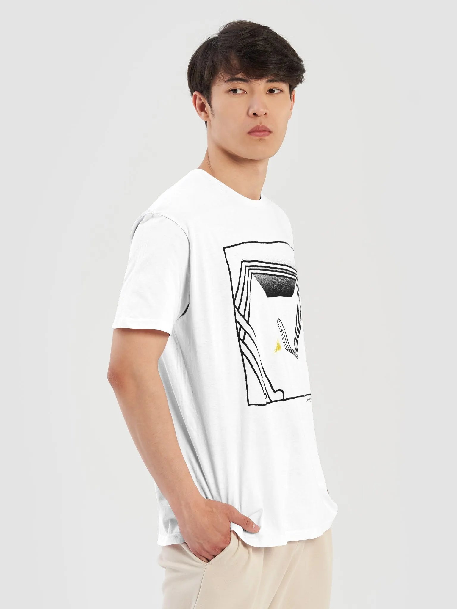 round round t-shirt product image (4)