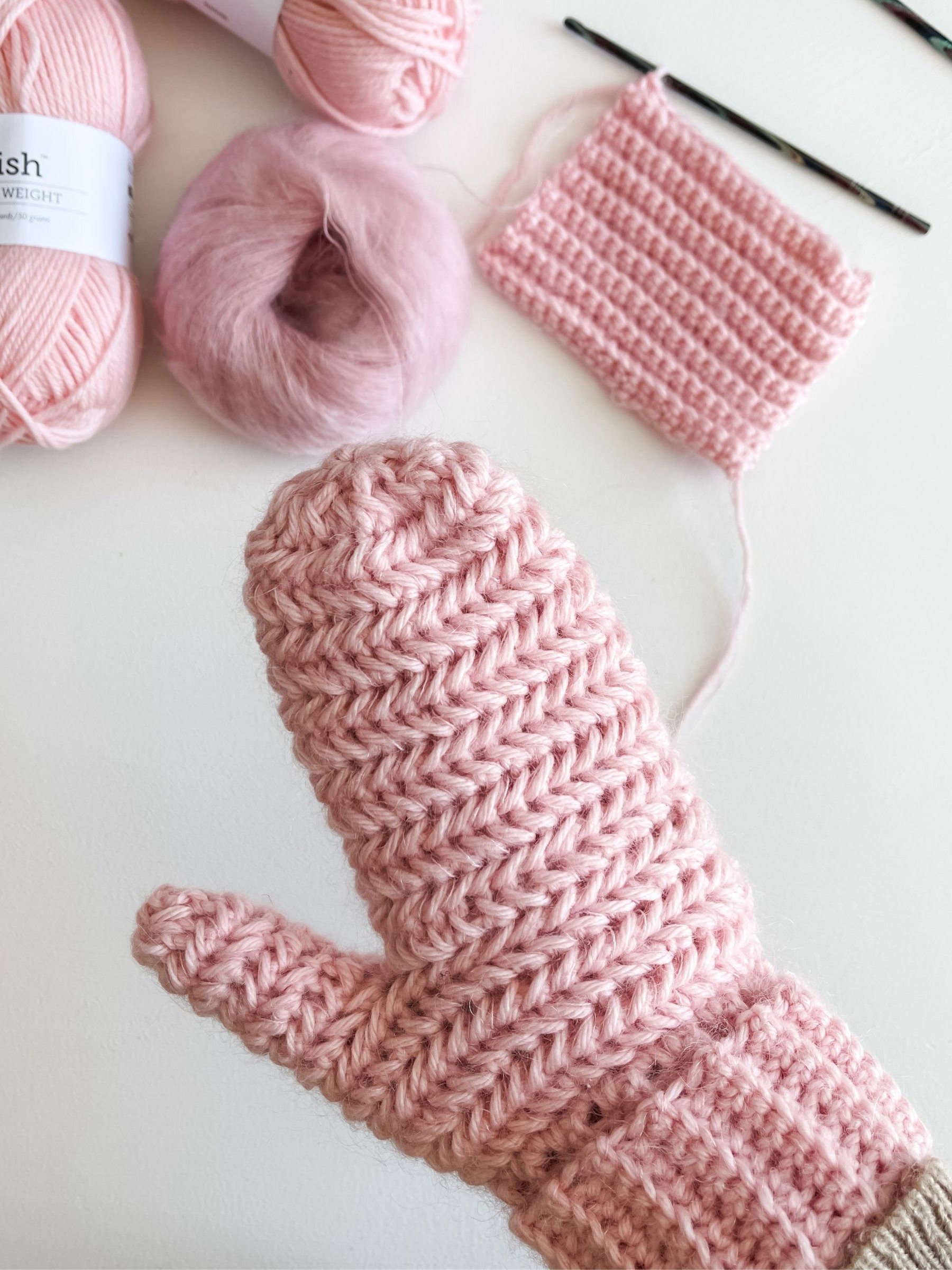 Heavenly Herringbone Mittens Crochet Pattern product image (8)