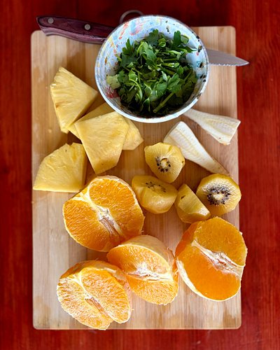 🍍 An healthy & refreshing boost: Earthy Piña Juice (Vegan, Raw, Zero Waste)

This juice is the perfect balance to the other p...