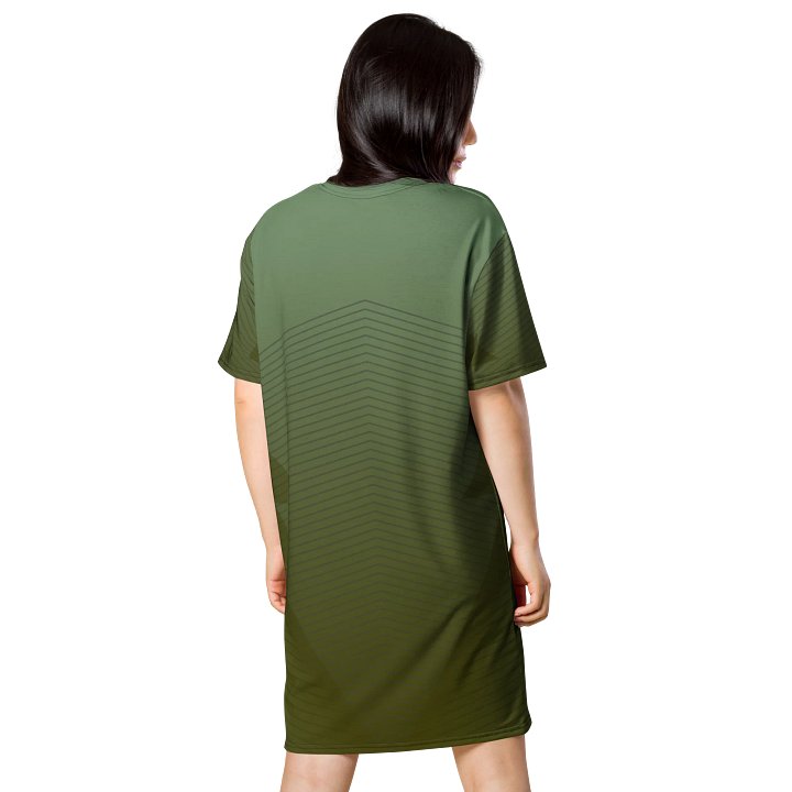 Exclusive Gradient Green T-Shirt Dress with Diagonal Wave Pattern - Oversized Fit product image (2)