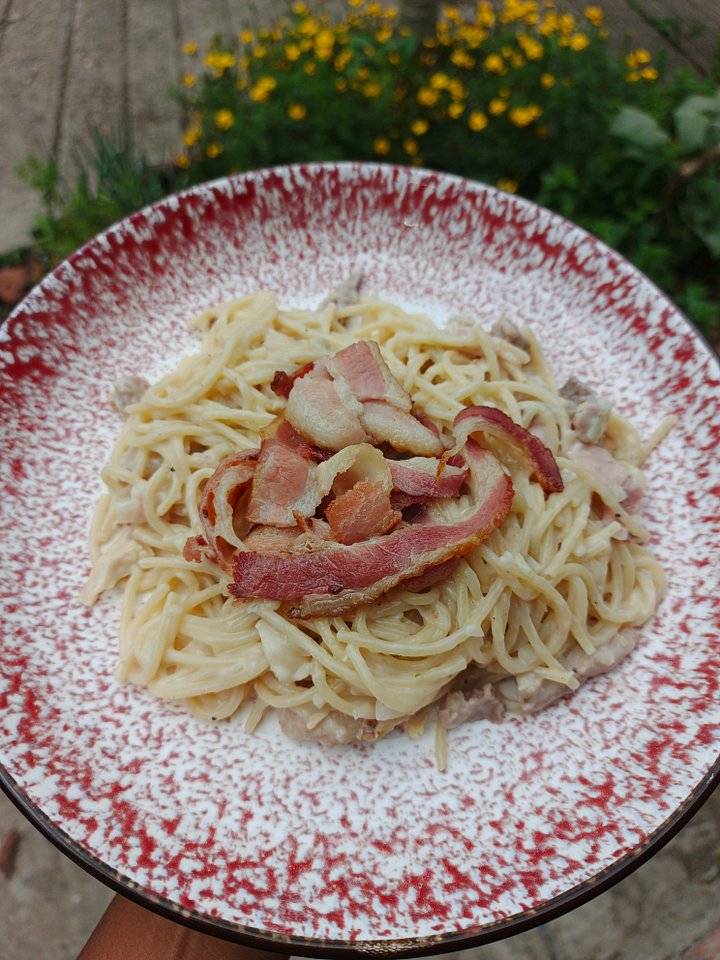 Pasta en Salsa Bechamel( estilo Yuli) product image (1)