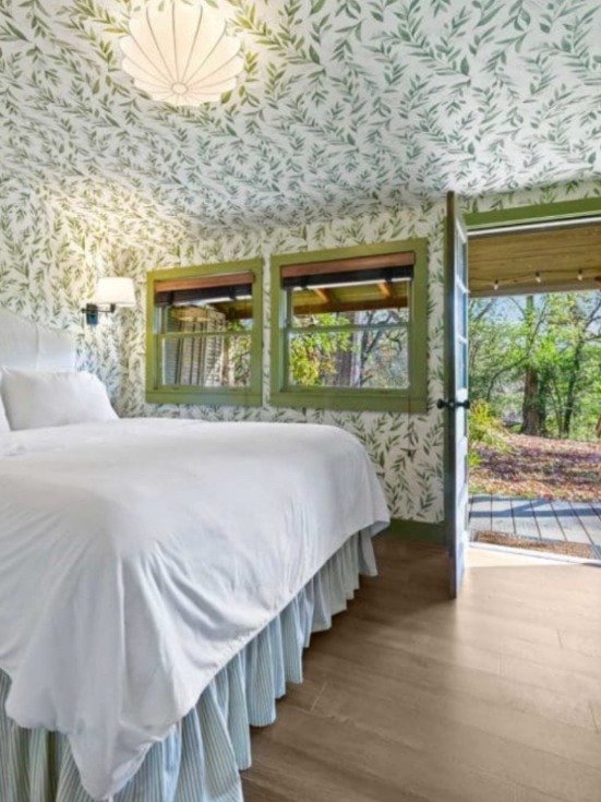 The Shadetree Inn Retreat- Gardeners Cottage - Deposit product image (3)