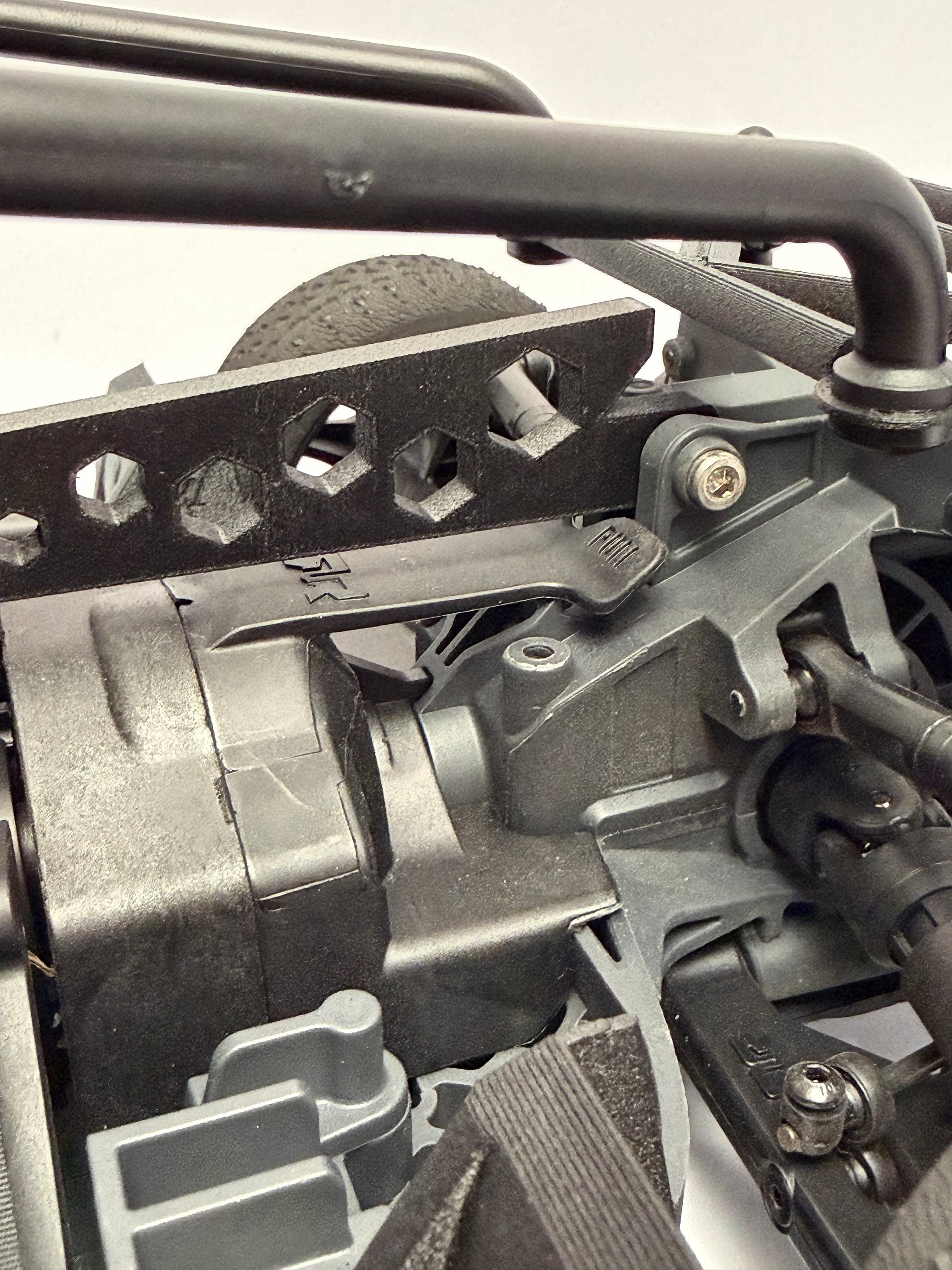 Arrma Infraction 223s center brace product image (4)