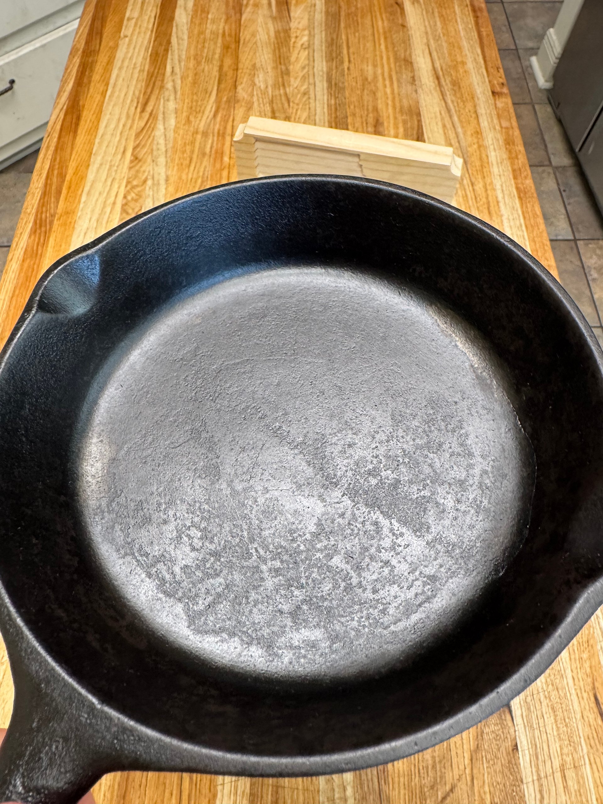 Vintage Lodge #3 3 Notch Skillet (SOLD) product image (3)