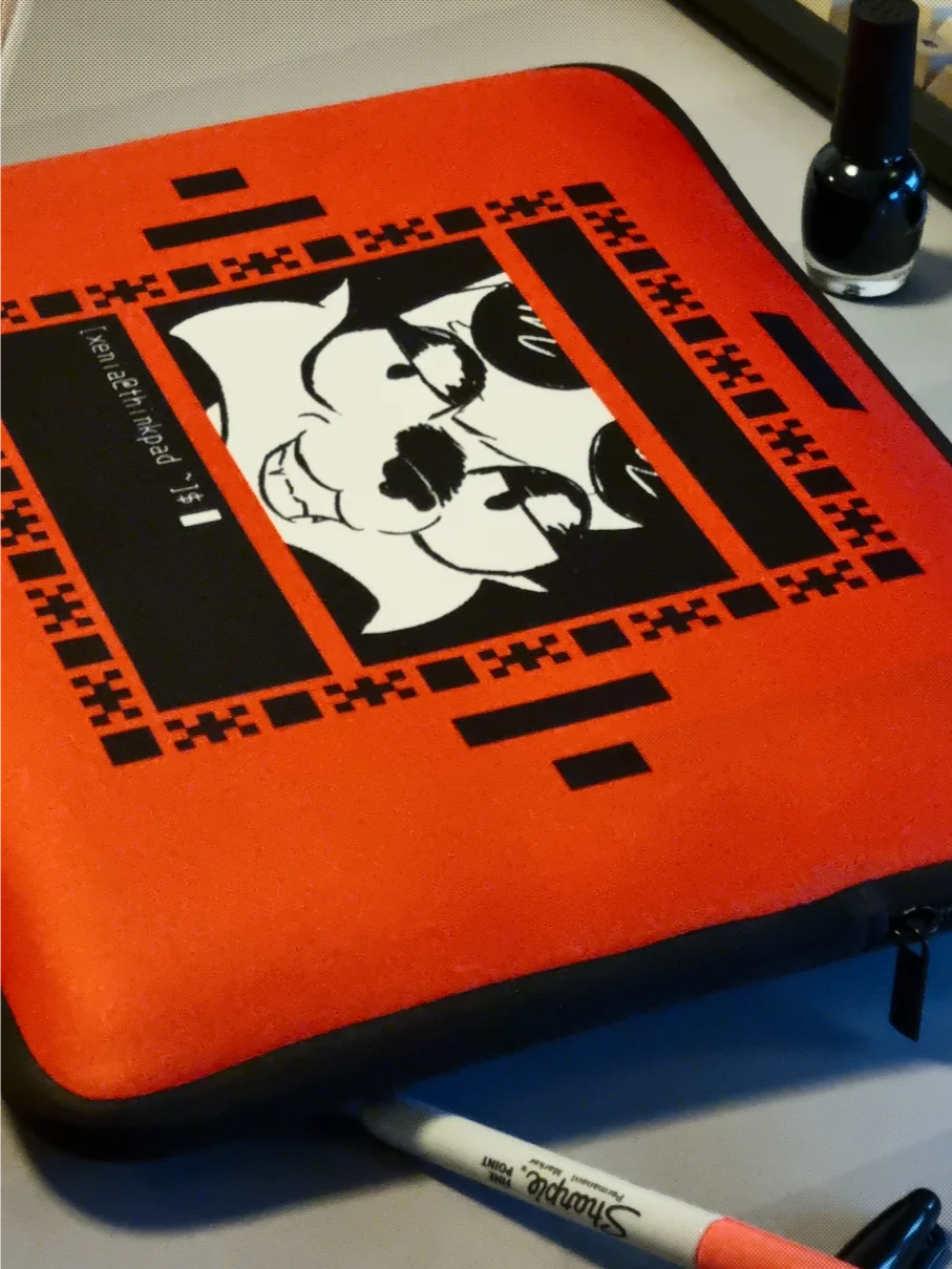 Xenia Laptop Sleeve product image (1)