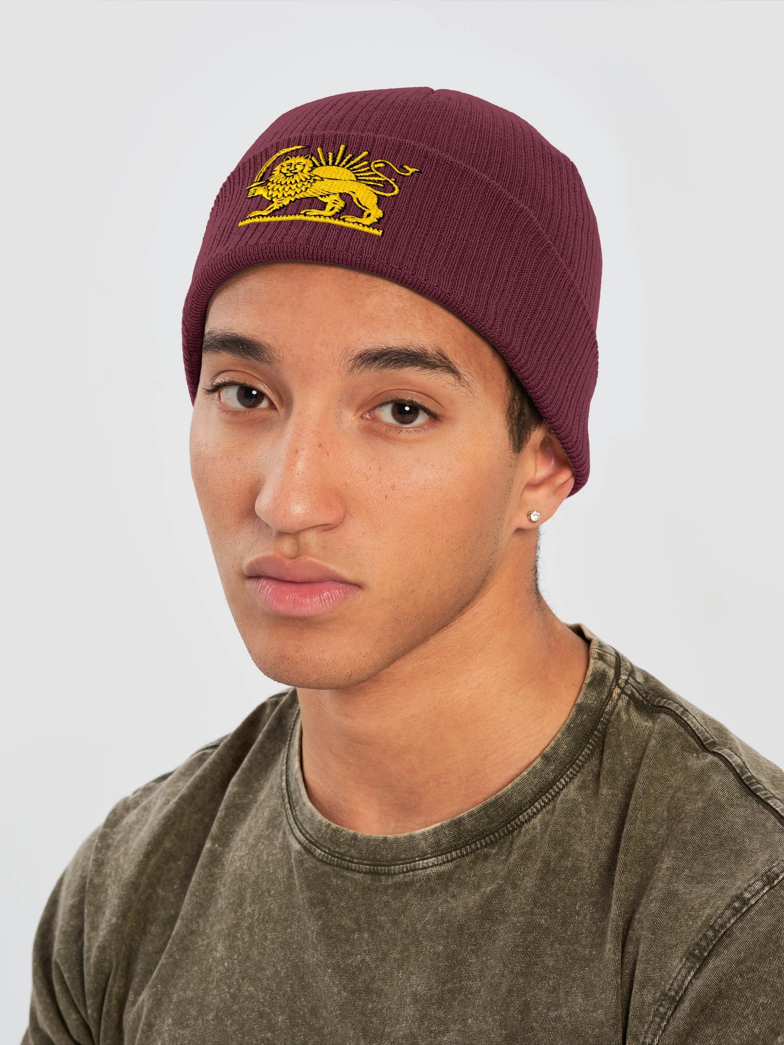 Shir o Khorshid Embroidered Beanie product image (3)