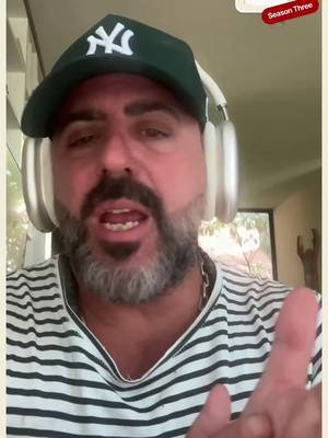 Nacho Zuccarino on leaning in to feelings of discomfort around knowledge, and see the growth coming out the other side. Just search ‘awaiting approval’ on the podcast platform of your choice to watch the full conversation. #design #designleaders #awaitingapproval @Nacho Zuccarino 
