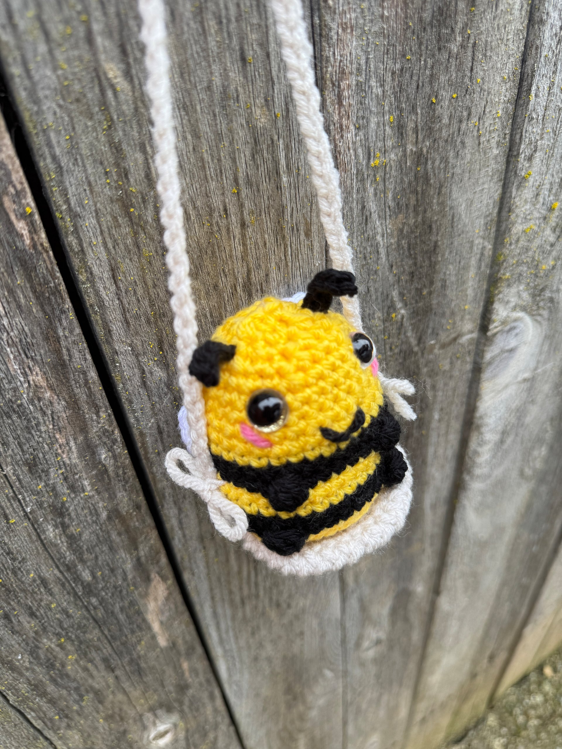 Swinging Bumble Bee Crochet Pattern product image (6)