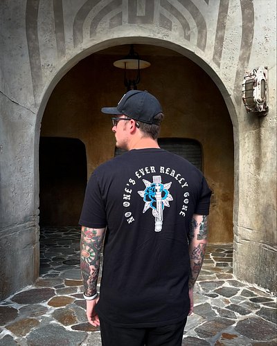 “No one’s ever really gone” ✨

The Leia Saber tee has returned to the shop. ✨