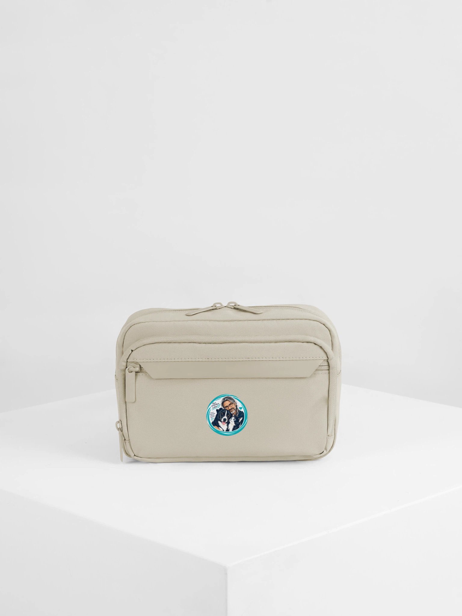 Tiere verändern Leben – Urban Crossbody Bag | Action Animals Serbia product image (1)