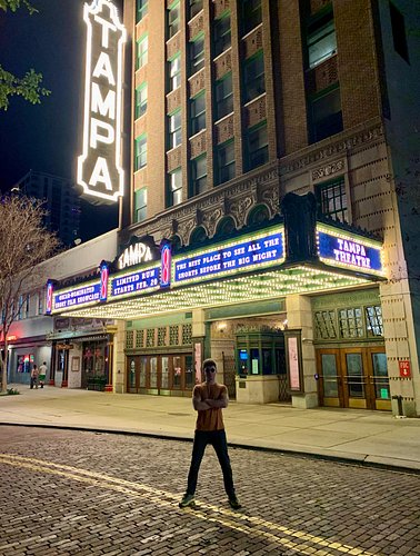 Screen movie at an AMC ✅

GIFF invited us to Tampa, and we had a great time. The first of our festival run!!!

#gasparillaint...