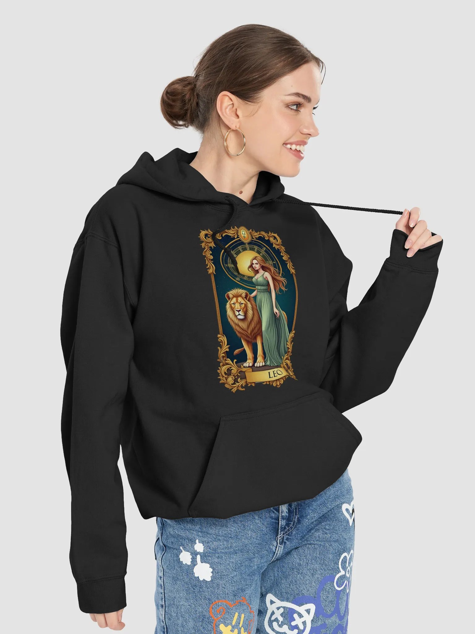 Leo Zodiac Tarot Design - Majestic Lion and Goddess Aesthetic product image (7)