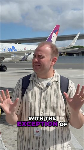 There’s not many days you get to wander around on a live, active ramp at Honolulu’s International Airport. If you’ve not seen...