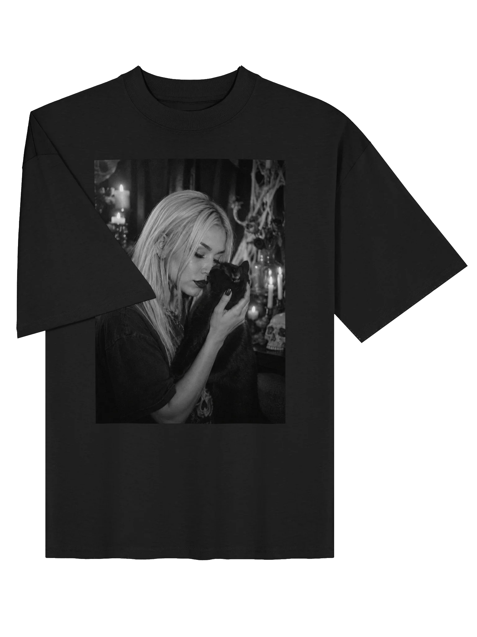 Chiara With Black Cat Oversized Tee product image (5)