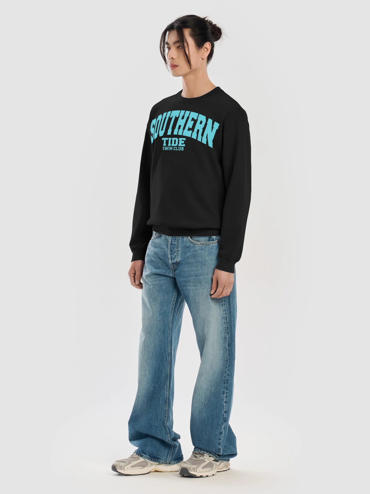 Southern Tide Swim Club Crewneck product image (27)