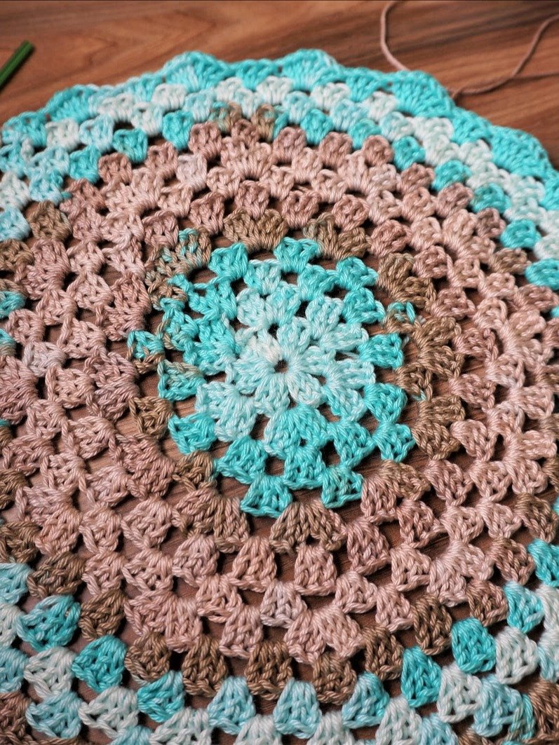 Granny mandala pdf pattern product image (2)