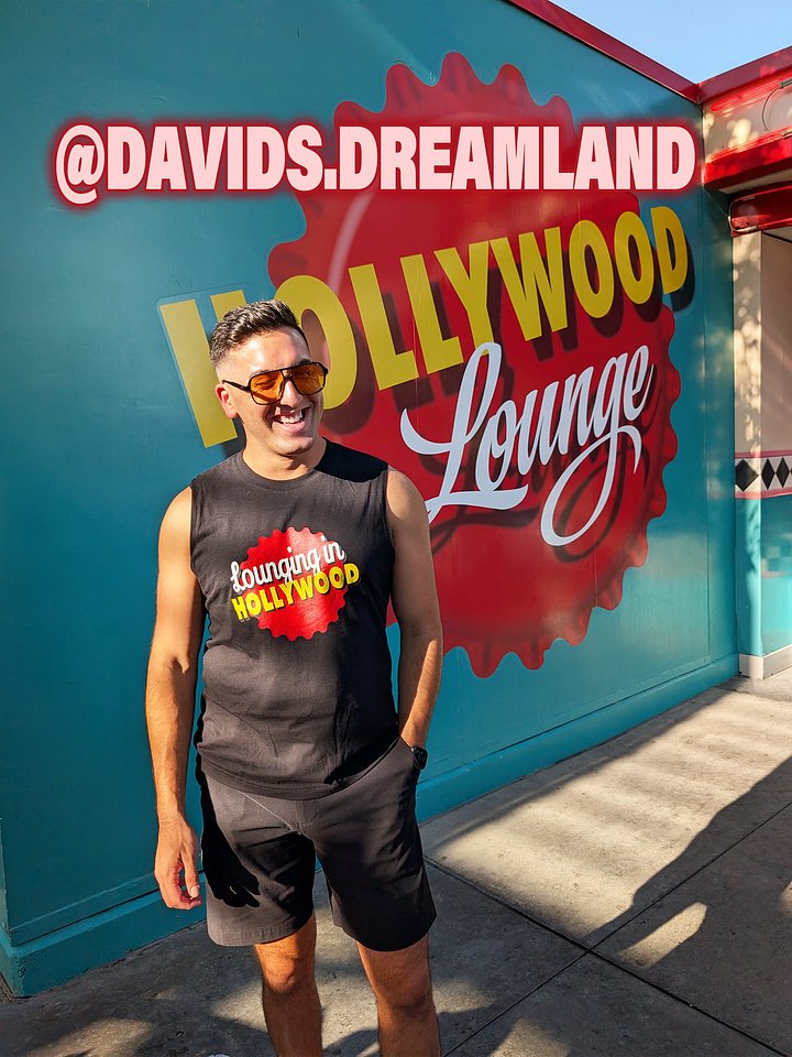 Lounging in Hollywood Tank product image (1)