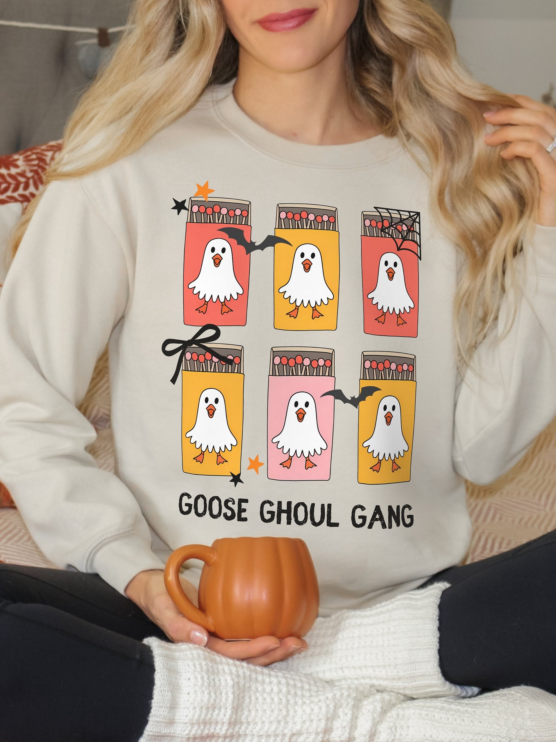 Funny Spooky Goose Sweatshirt for Halloween - Light product image (22)