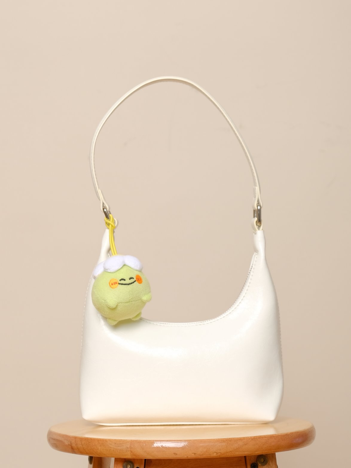 [ON HAND] Froggert Keychain Plush product image (4)