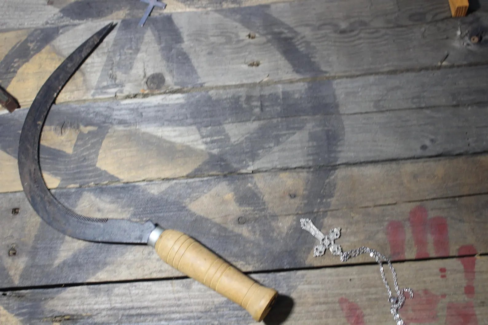 Artifact No.24 - Creepy Sickle product image (2)