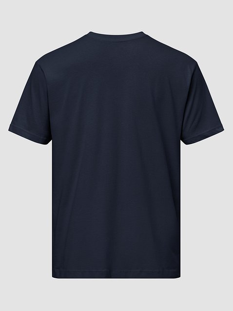 Photo showing LAT Unisex Fine Jersey Tee