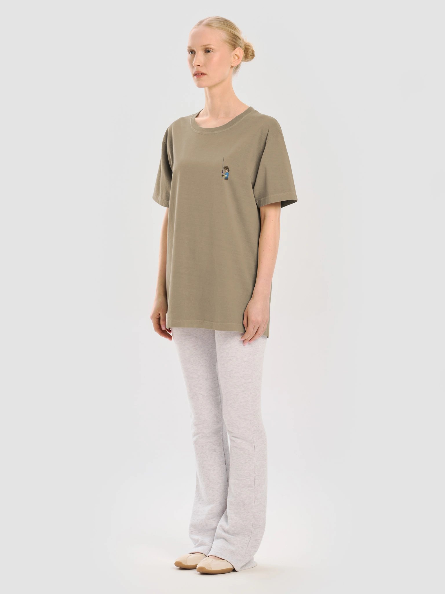 DeeBeeGeek Parry God Oversized T product image (6)