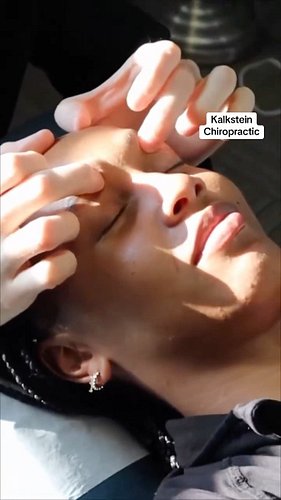 Allergy season hitting hard? 🤧

This gentle sinus release technique can help relieve pressure, congestion, and tension natura...