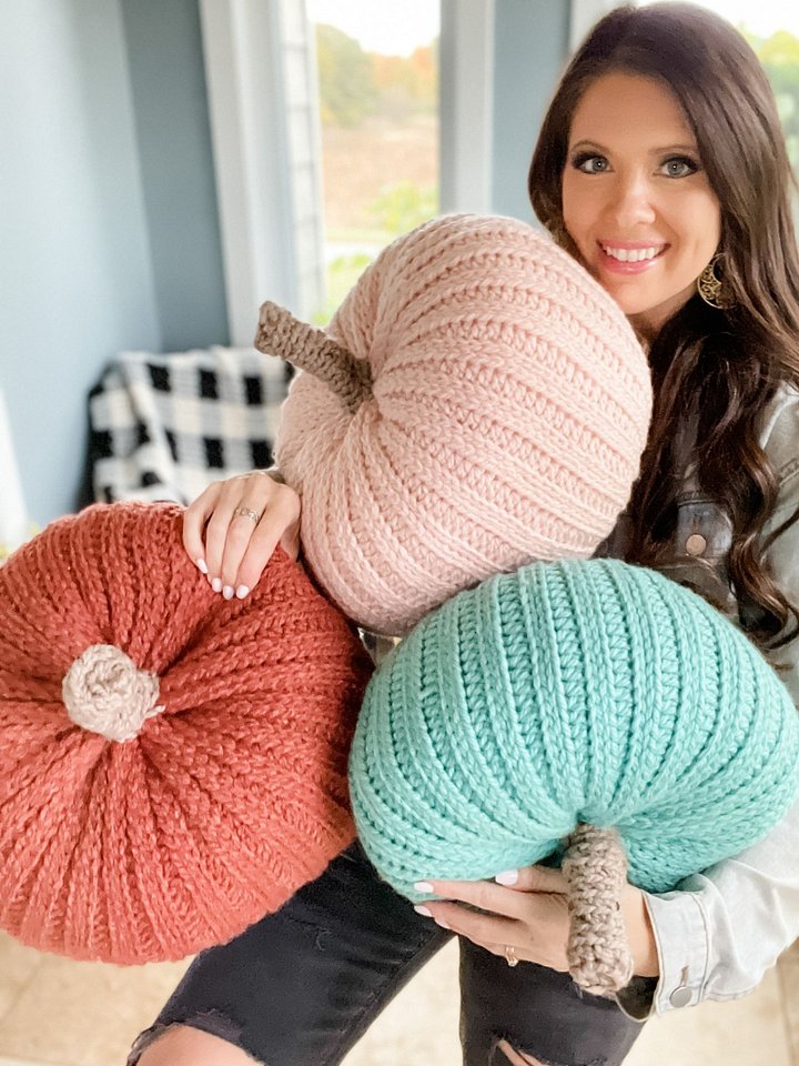 Hello Harvest Pumpkin Pillow product image (2)