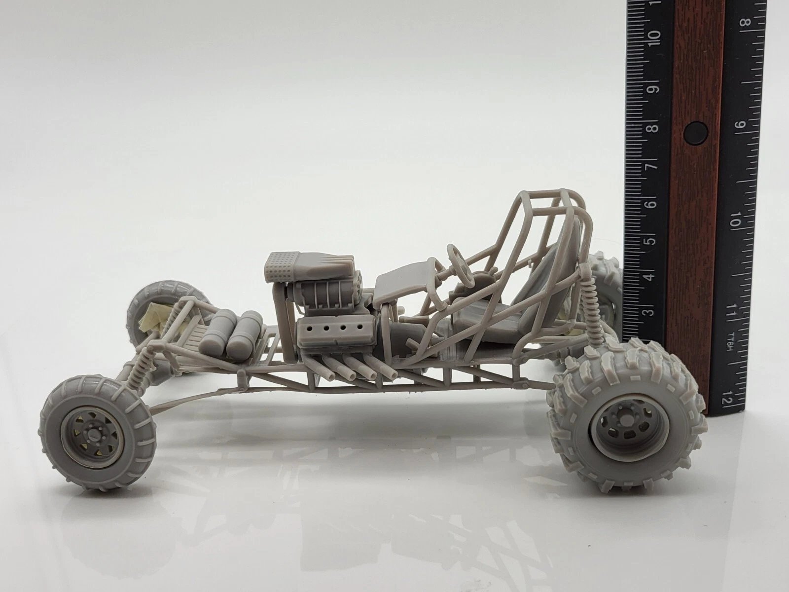 Mud Dragster 4x4 Fully Detailed 1/25 Scale Model Kit product image (9)
