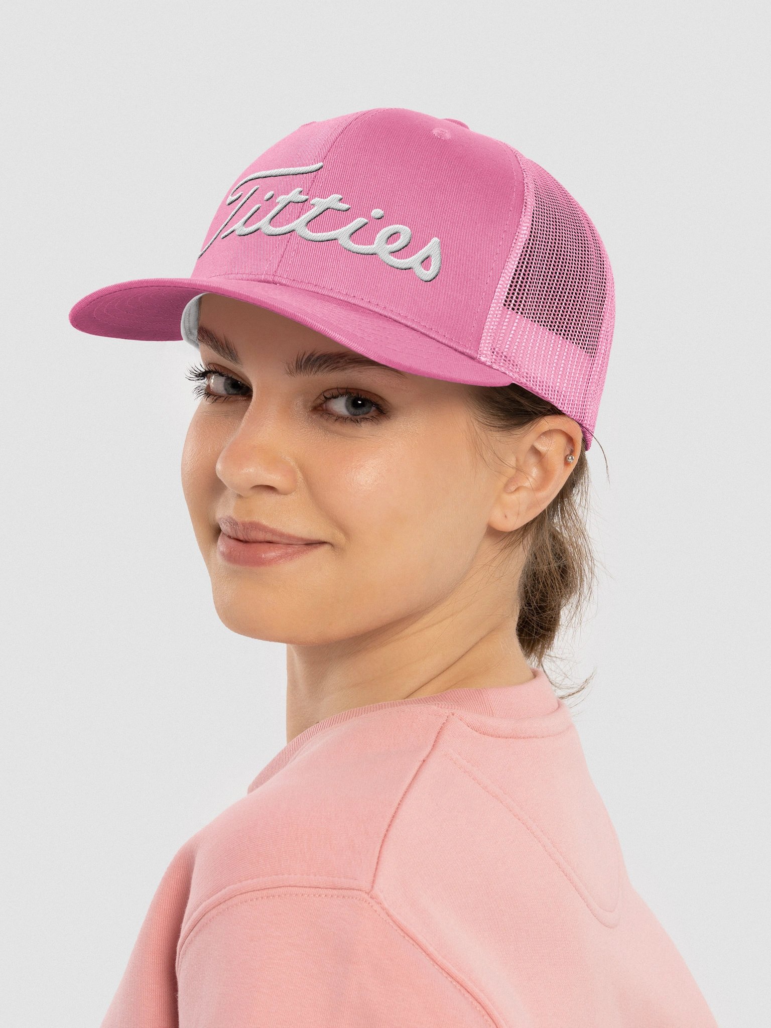 PRO V1 Trucker Hat PW product image (4)