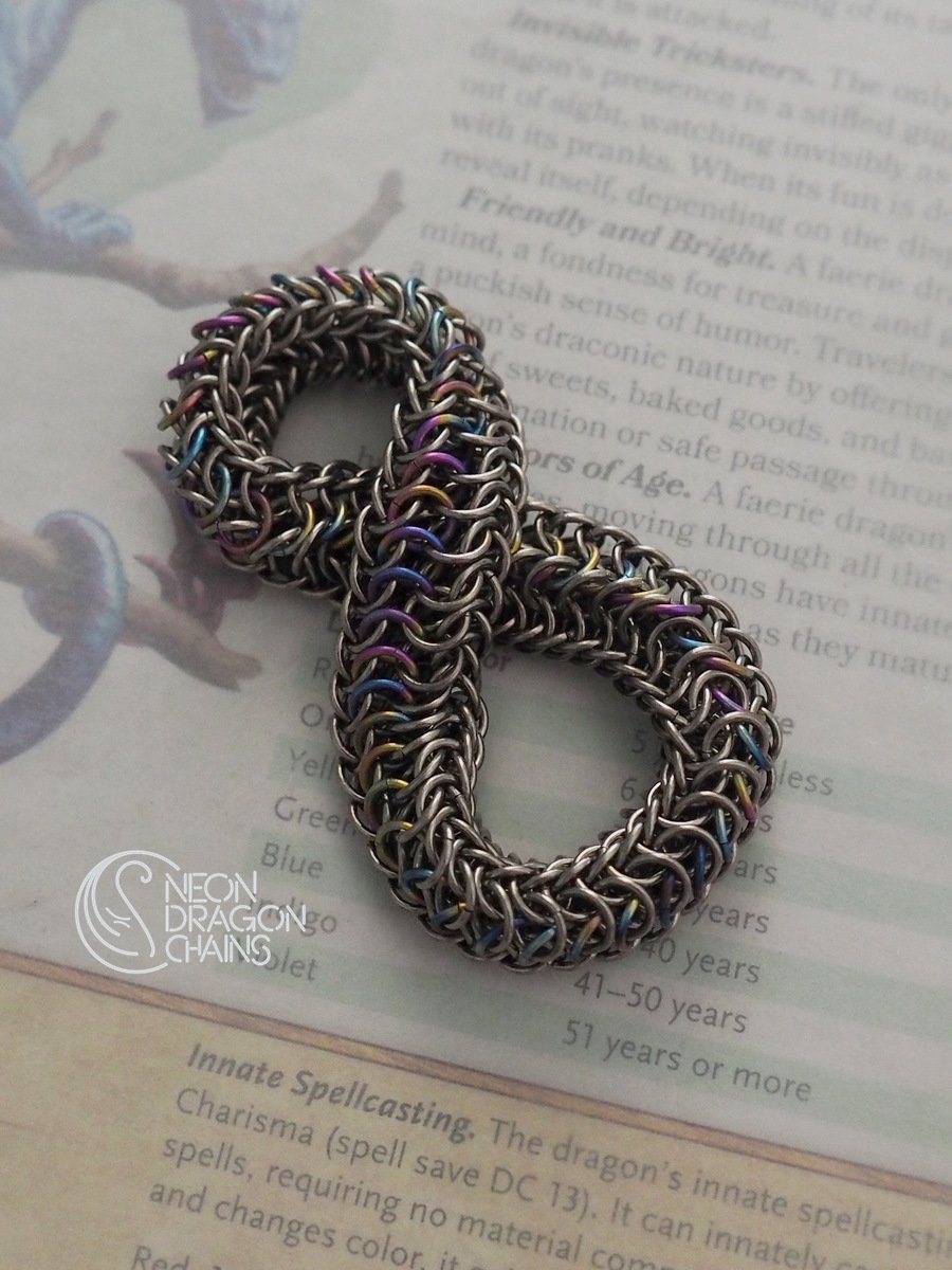 Mobius Fidget Toy / Rainbow Titanium product image (1)