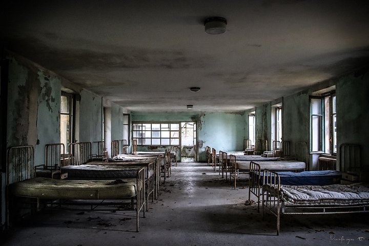 Fine Art - Forgotten Souls - Red Cross Hospital Dormitory product image (1)