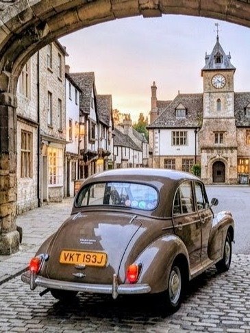 Lucy the Morris Minor Wallpaper Pack product image (3)