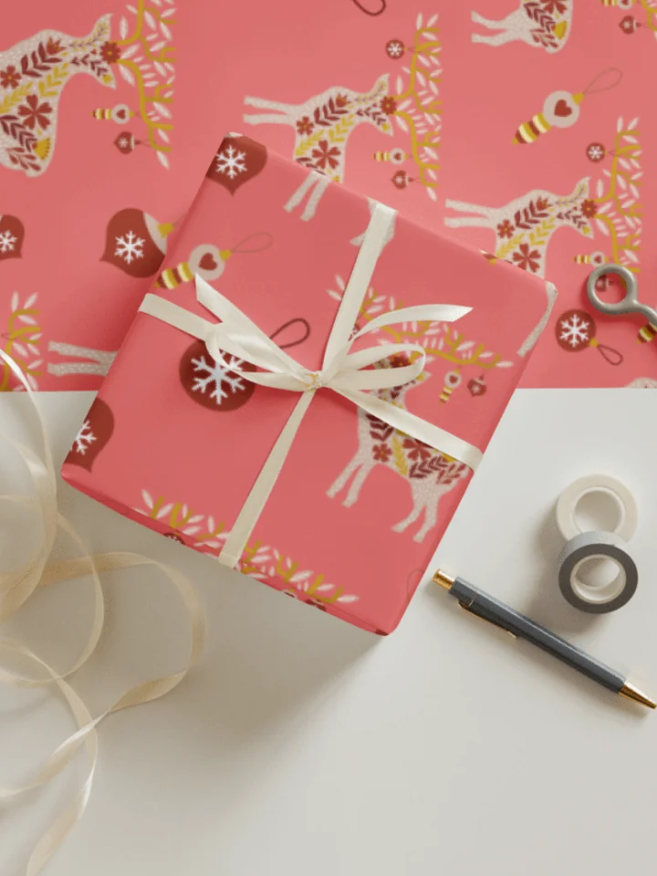 Reindeer& Ornament Wrapping Paper - Red product image (1)