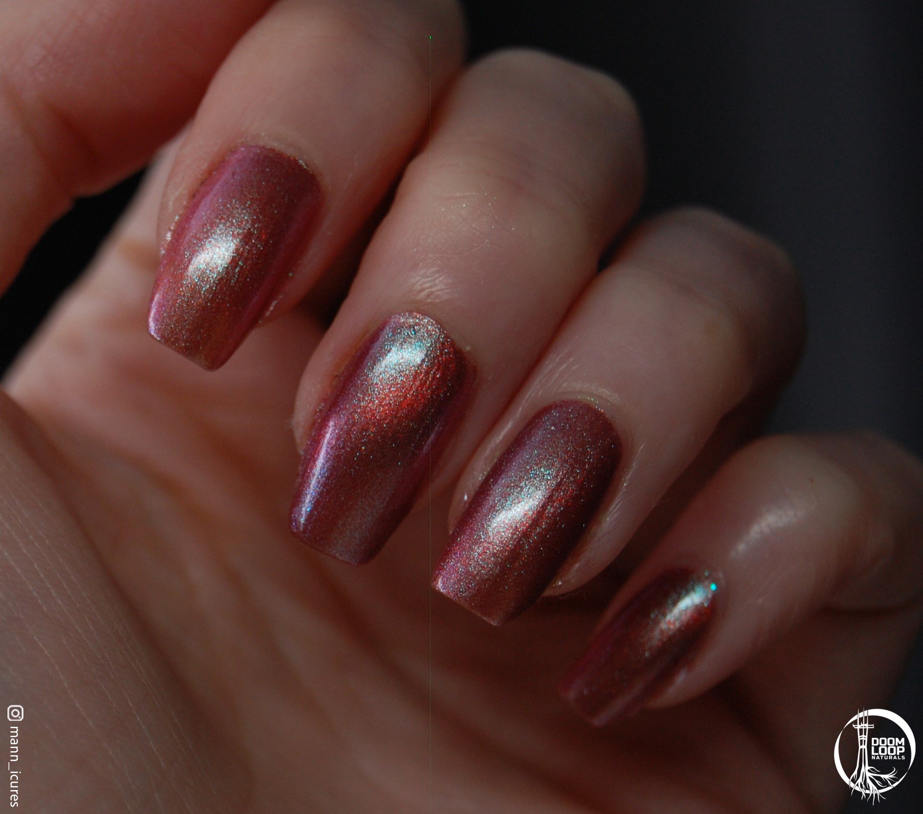 THE LAST SUMMERS - Magnetic Red and Frosted Ice Polish product image (2)