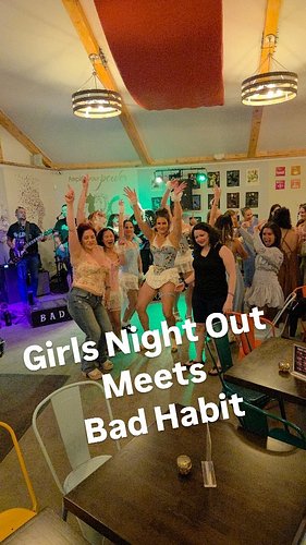When we say we're for the girlies, this is what we mean 💚💜

#fun #connecticut #livemusic #summer #womensupportingwomen