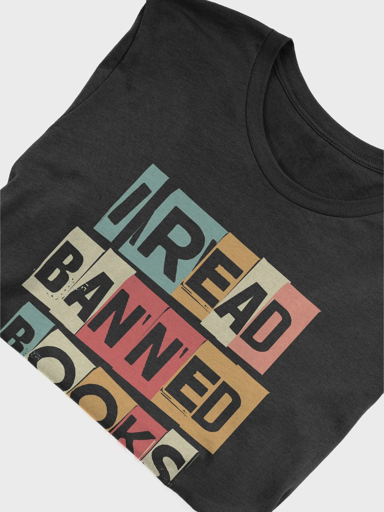 I Read Banned Books T-Shirt product image (3)