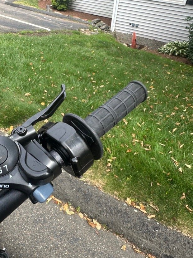 Surron Throttle Plug And Play product image (2)