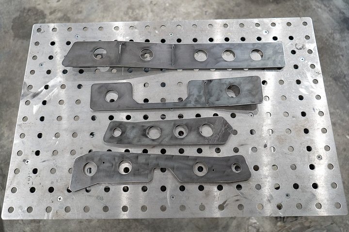 Jeep Cherokee XJ Rear Inner Stiffener Set product image (1)