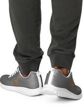 LM Aura™ Smoke Men’s Sneakers | Lightweight Flyknit Shoes product image (4)