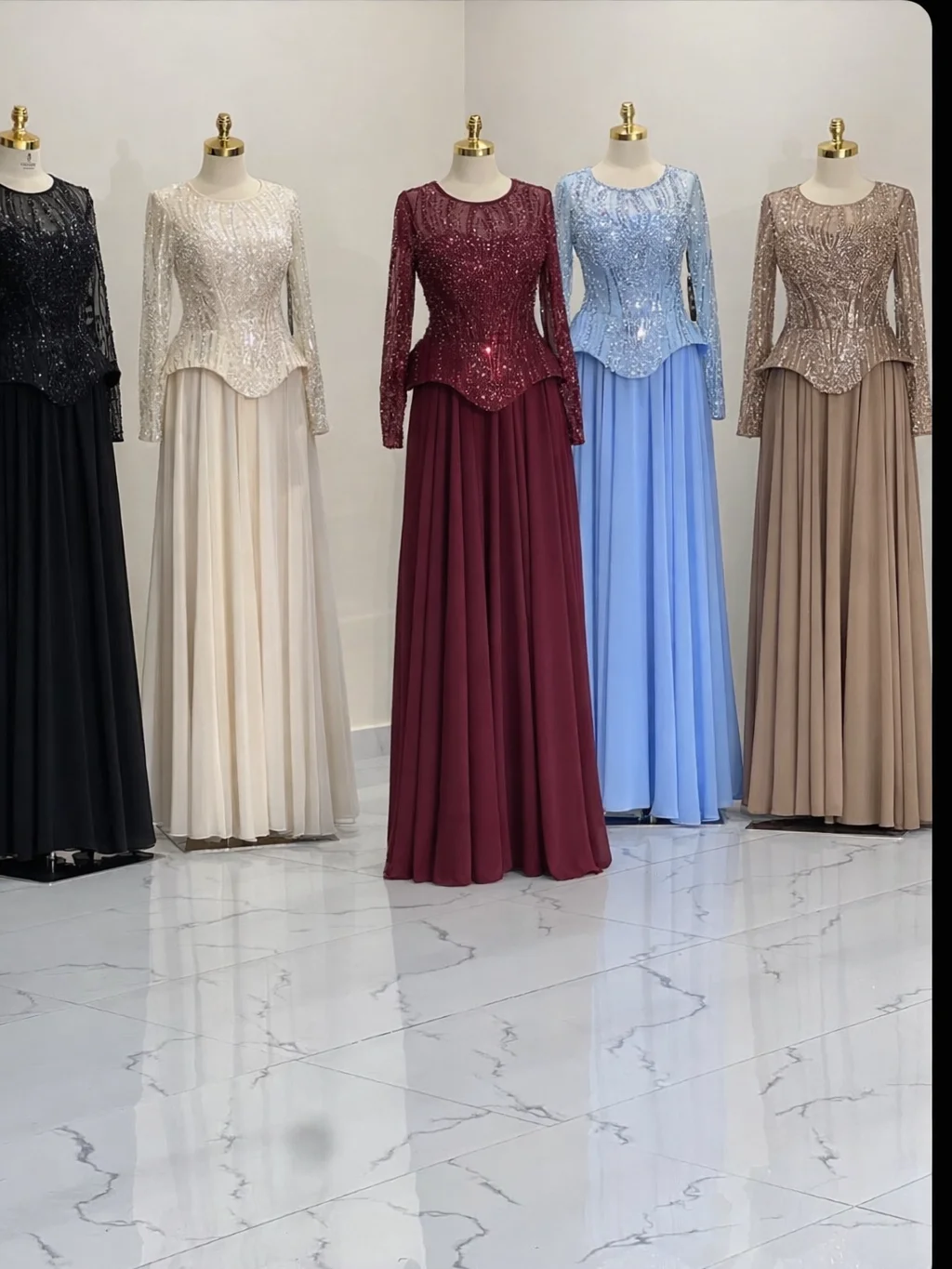 Luxury dress product image (3)