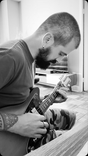 Day 1 of trying new instruments.
Electric mandolin direct to the Quad Cortex