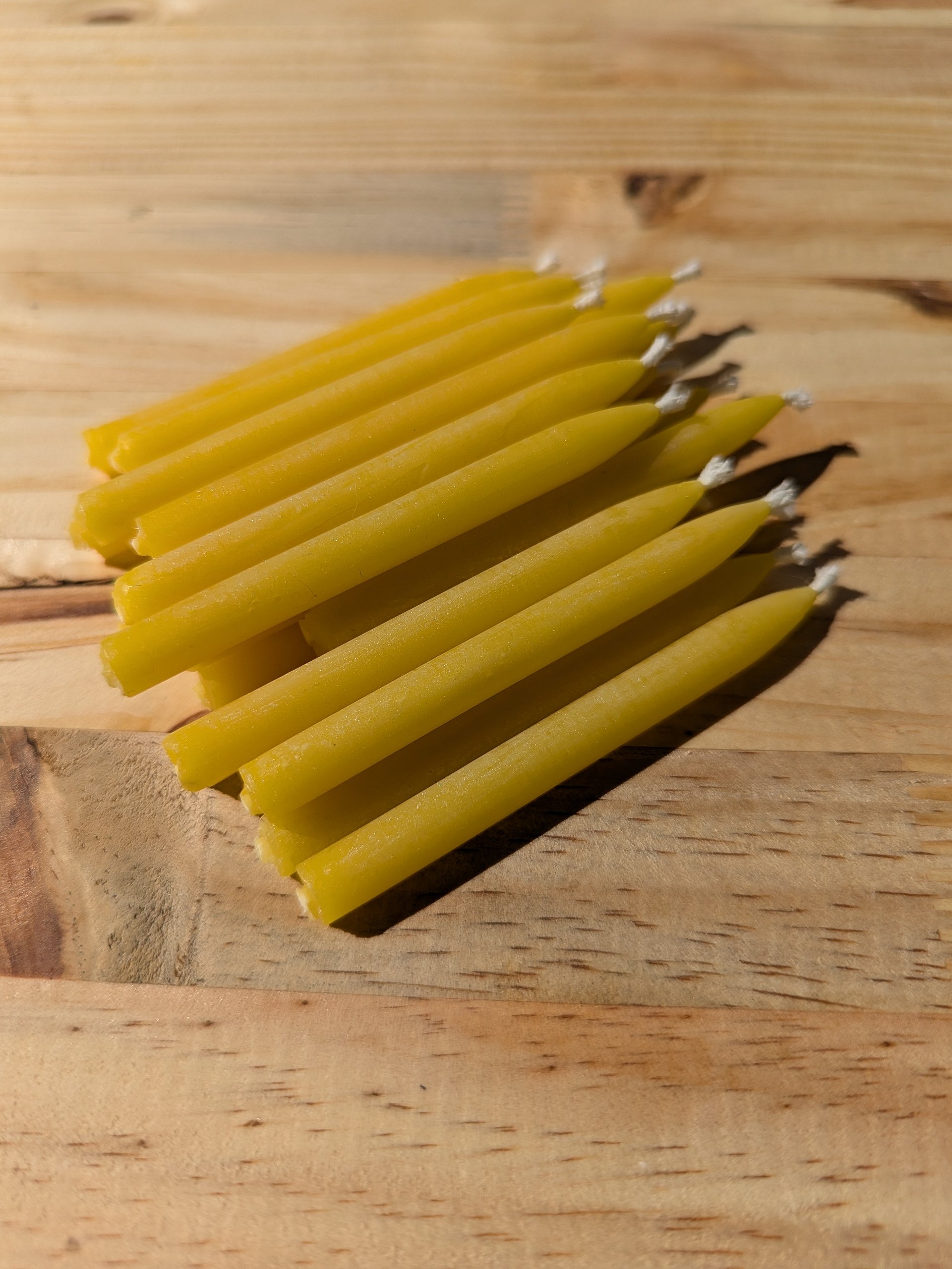 All-Natural Beeswax Birthday Candles product image (2)