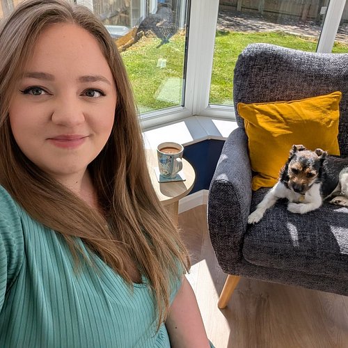 There is a county-wide internet shortage. I can't stream. So Evie and I are chilling in the conservatory!

Hoping to be back ...