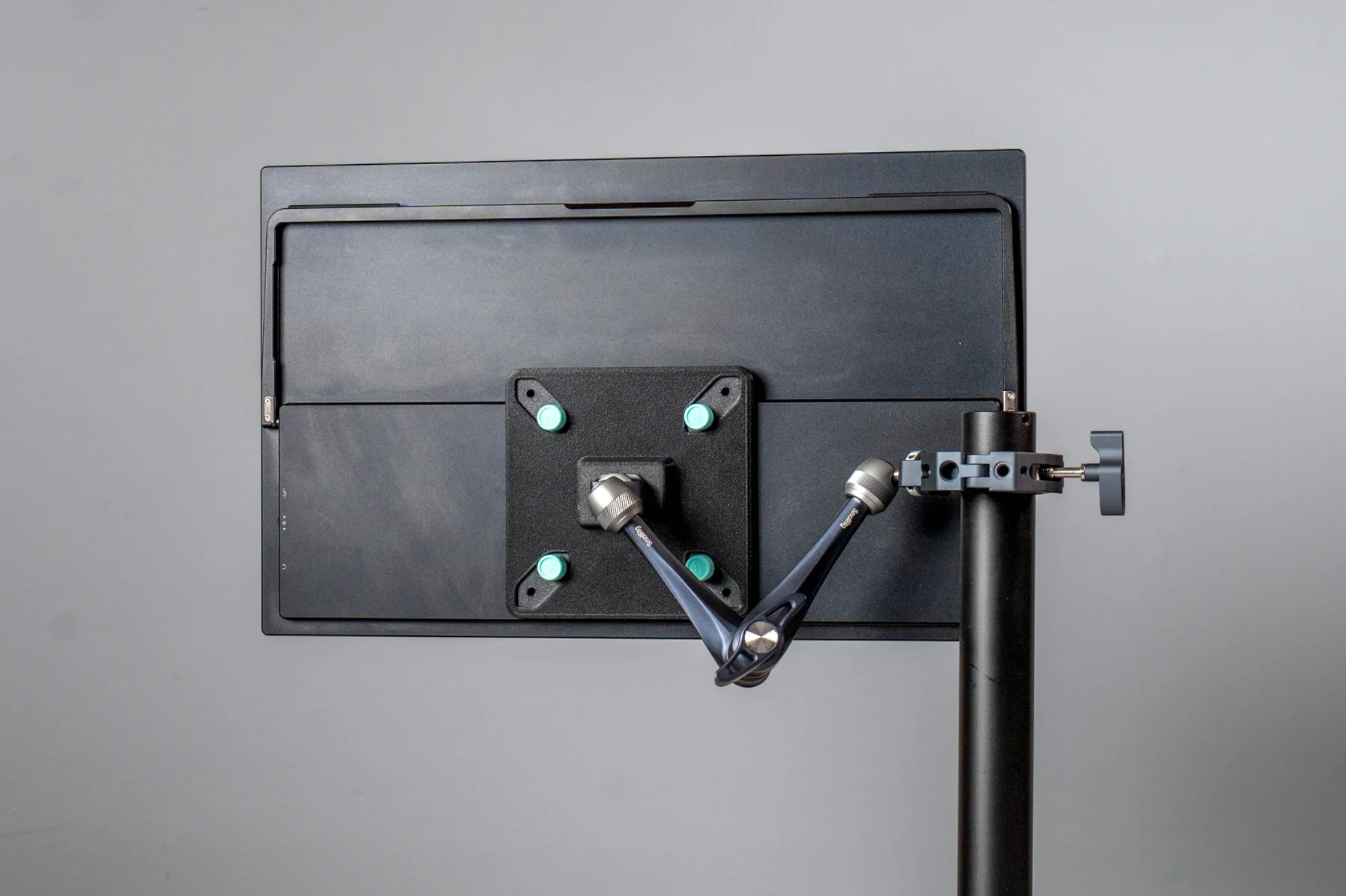 Veptor - Portable Monitor VESA 1/4" Adapter, 100mm 75mm product image (7)