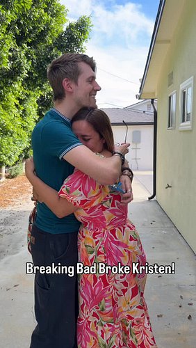 Which episode of Breaking Bad made Kristen cry like this? Make sure you’re subscribed to the channel to find out! 

#cinepals...