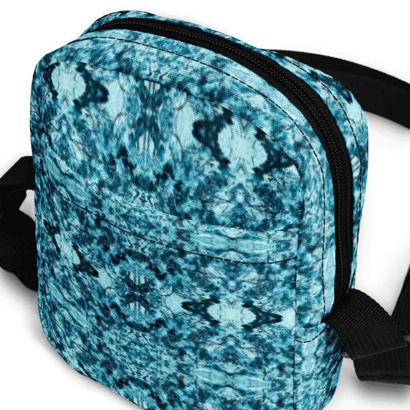 Deep Current Utility Crossbody Bag product image (4)