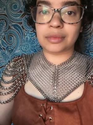 Feeling like a little wisdom today I guess. Hope your day is buzzing with good stuff! #wisdomtok #wordsofencouragement #sundayfunday #vikinginspired #chainmail 