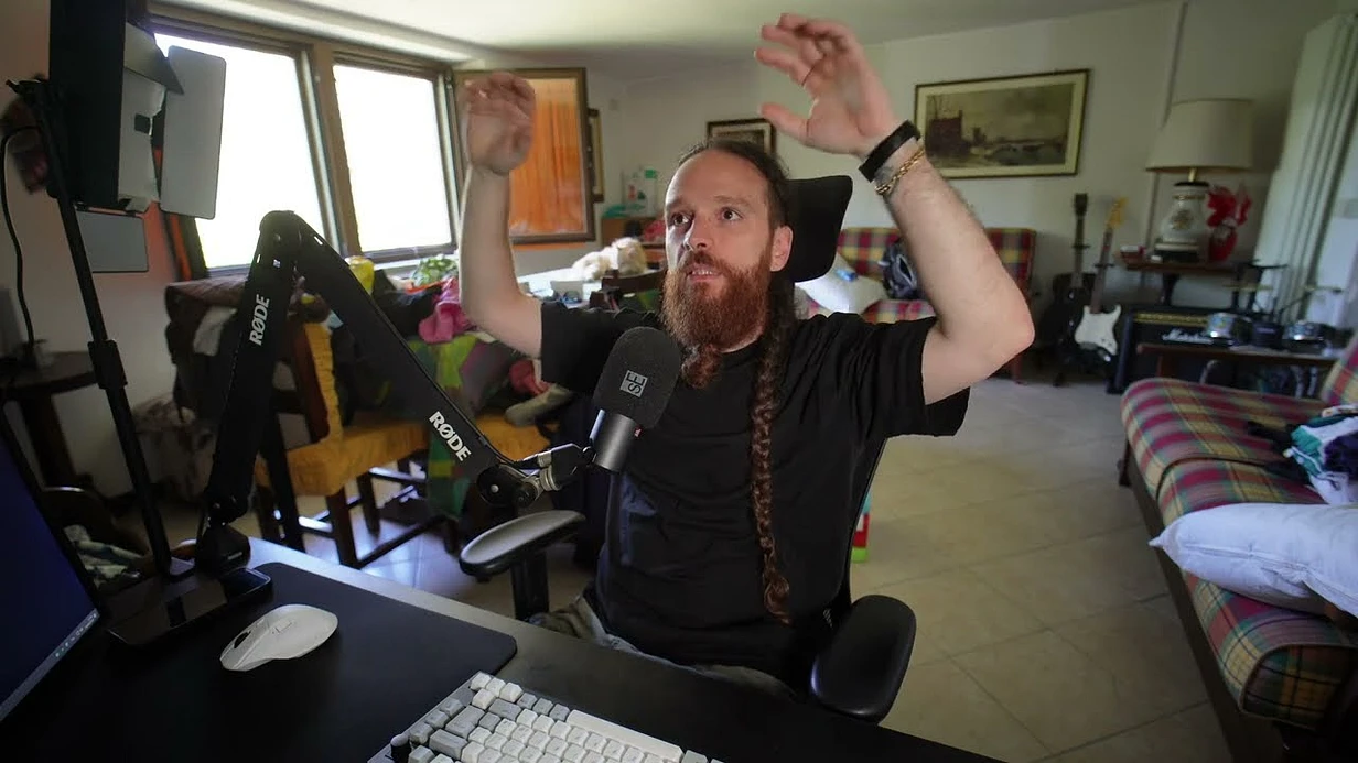 New video thumbnail